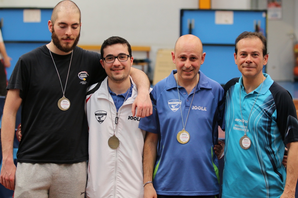 Il podio dei Terza maschili (Foto Gianluca Piu)