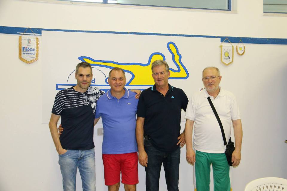 il secondo da dx è il presidente del Tennis Tavolo Paulilatino Angelo Putzolu con Carrucciu, Marchi del Guilcier Ghilarza e Cortese del Neoneli