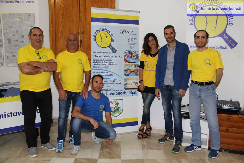 Staff dirigenziale del Tennistavolo Norbello (Foto Gianluca Piu)