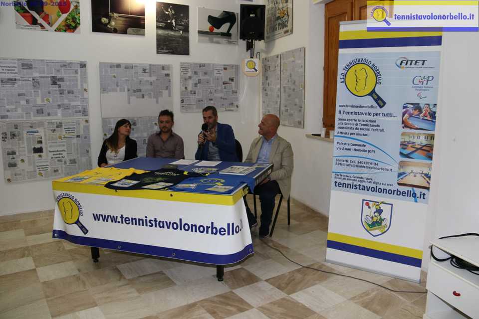 Un momento della presentazione (Foto Gianluca Piu)