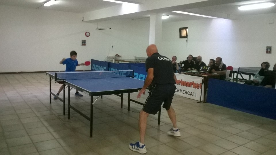 Una fase del derby di Olbia