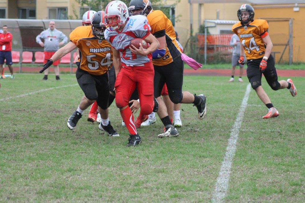 Un'altra azione di Luca Fadda(Foto Anna Scolaro)