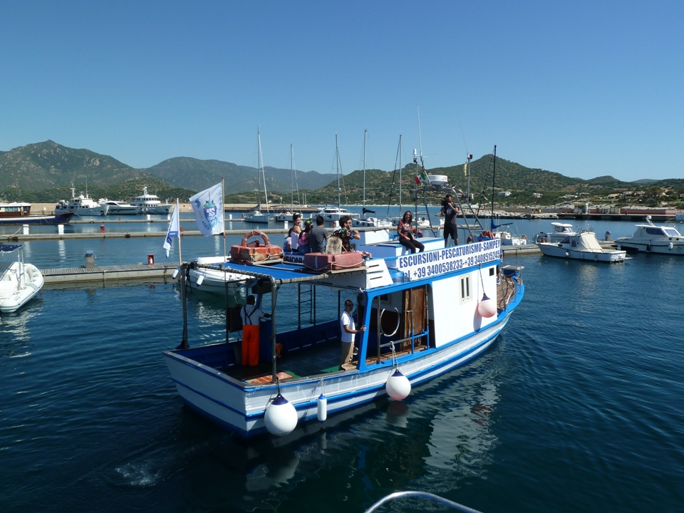 Aria sana e cibo fresco con il pescaturismo