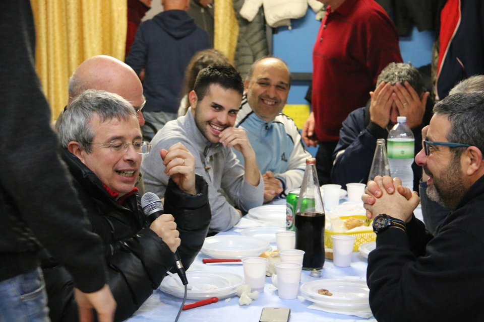 Il gruppo di Paulilatino ospite nella sede di via Mele (Foto Gianluca Piu)