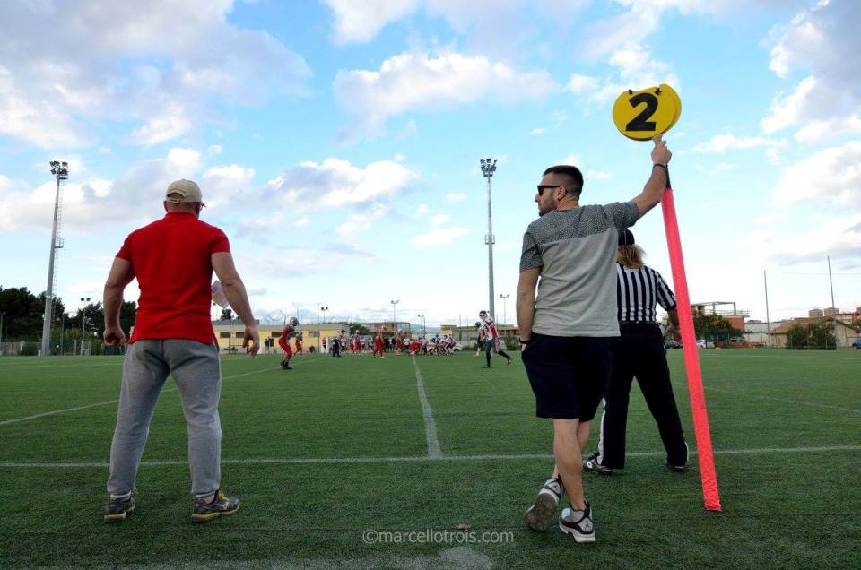 L'ex Simone Romellini alla catena (Foto Marcello Trois)