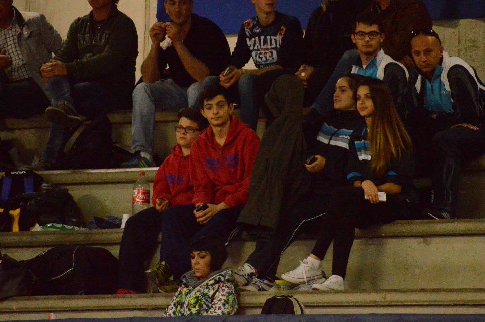 Un po' di Sarrabus sugli spalti del Palatennistavolo di Terni (Foto Luciano Saiu)