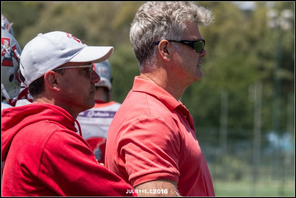 Il team manager Ninni Marongiu con Tim Tobin (Foto Giulia Congia)