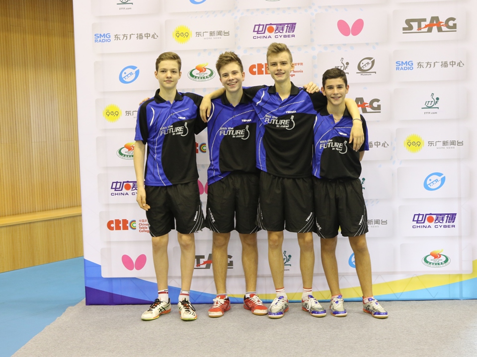 la-squadra-europa-con-carlo-rossi-foto-ittf