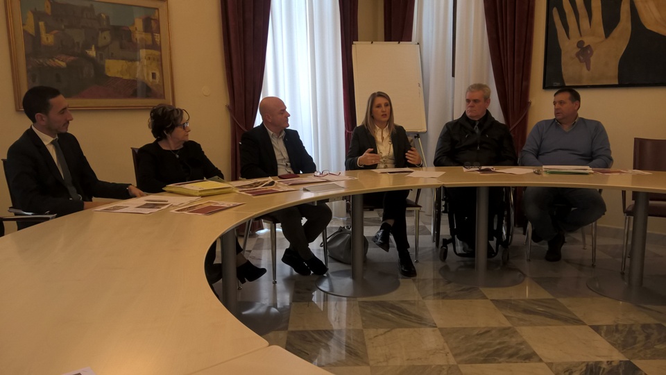 un-momento-della-conferenza-stampa